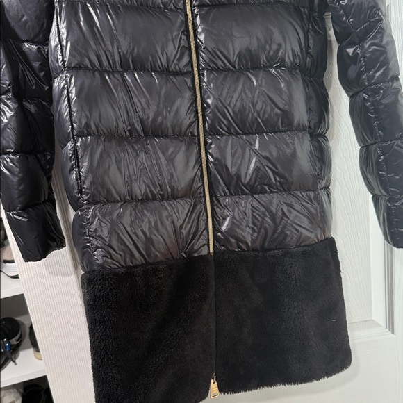 Herno Dark Gray Puffer Coat with Black Fur Trim - Picture 3 of 7